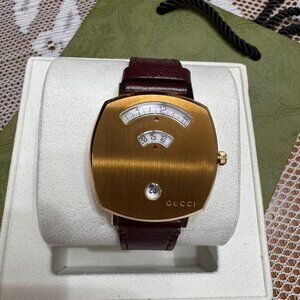 Unisex Gucci watch